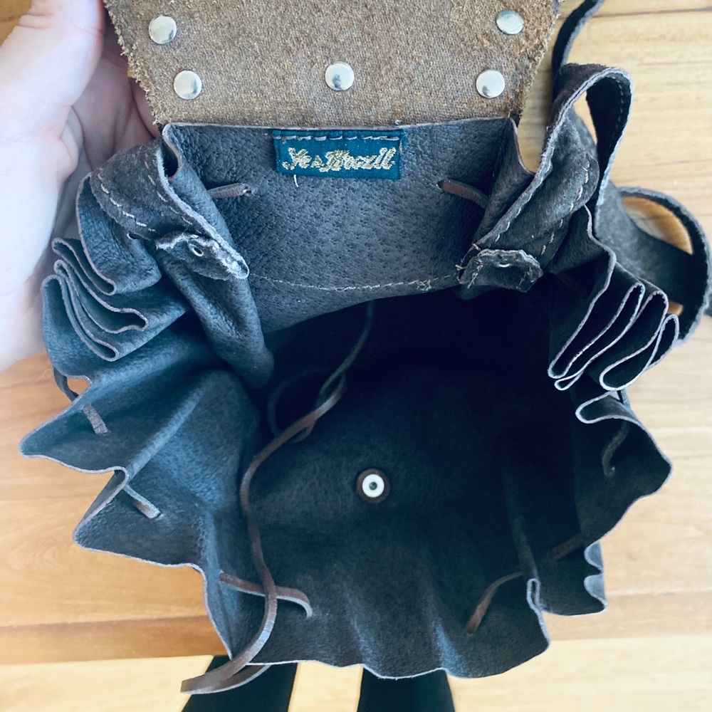 Vintage leather crossbody pouchette bag - Picture 4 of 4